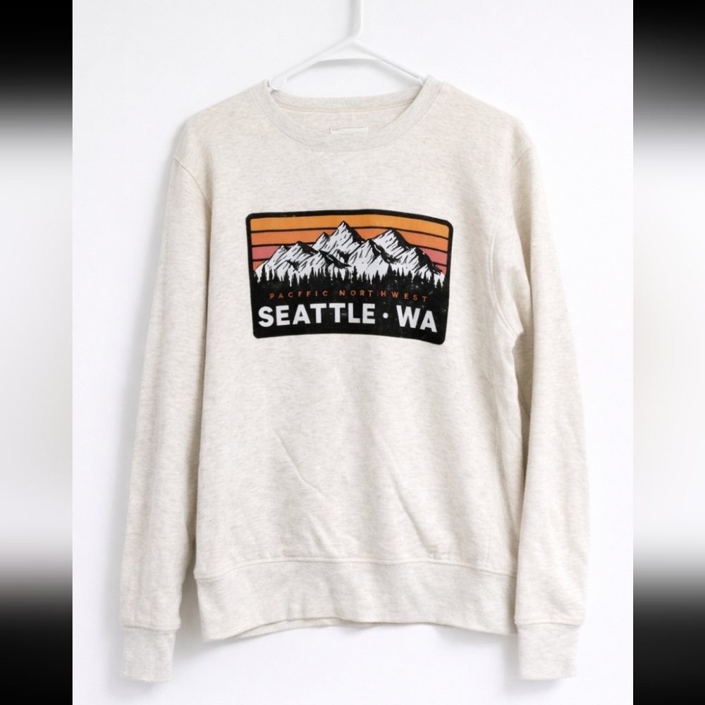 SALE --League Pacific Northwest Graphic Women's Sweater - Cream, Seattle, Size M